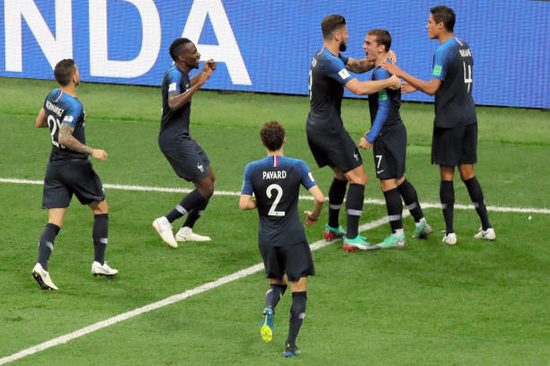 现代俱乐部 现代俱乐部